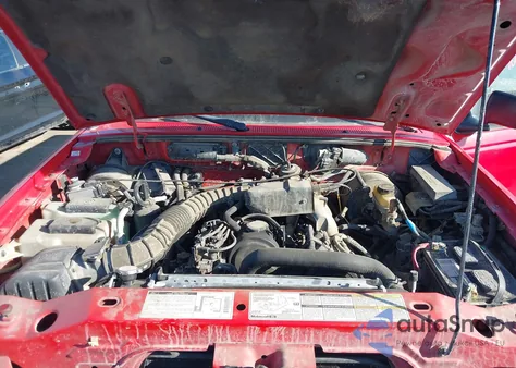 2000 Ford Ranger Xl/Xlt z USA, uszkodzony, nr VIN 1FTYR10C5YTB25207